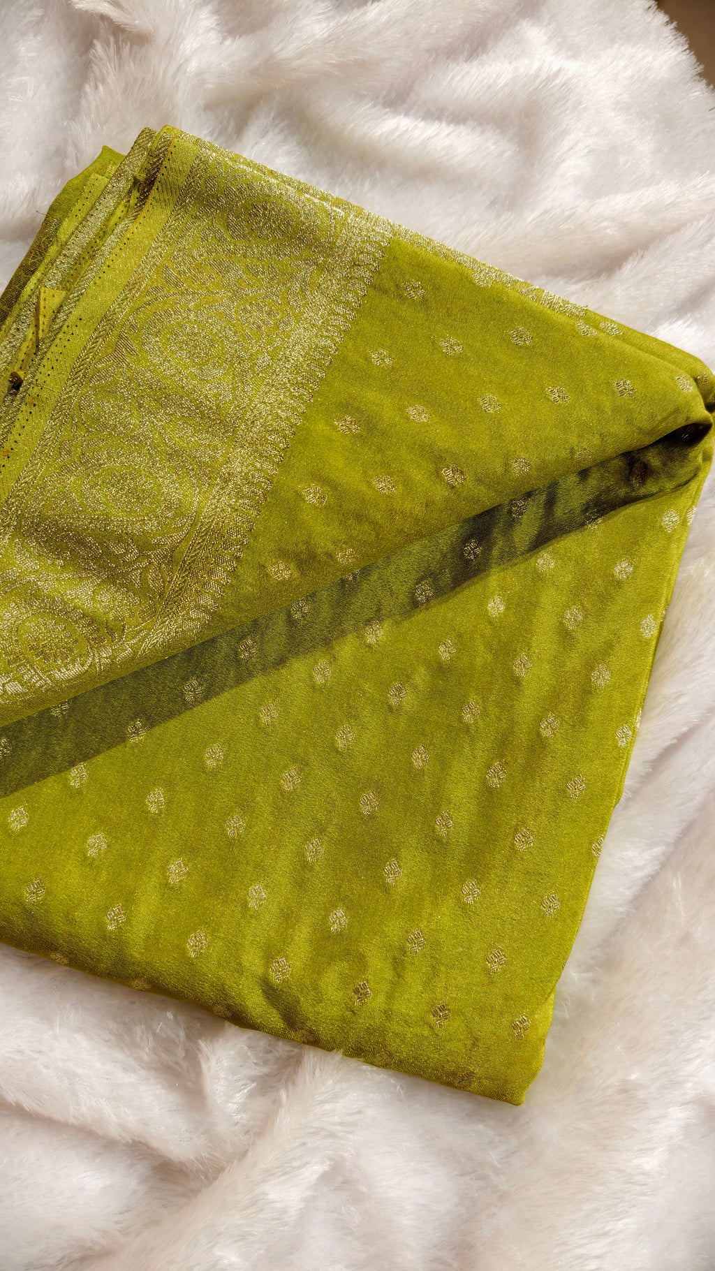 Semi Banarasi saree