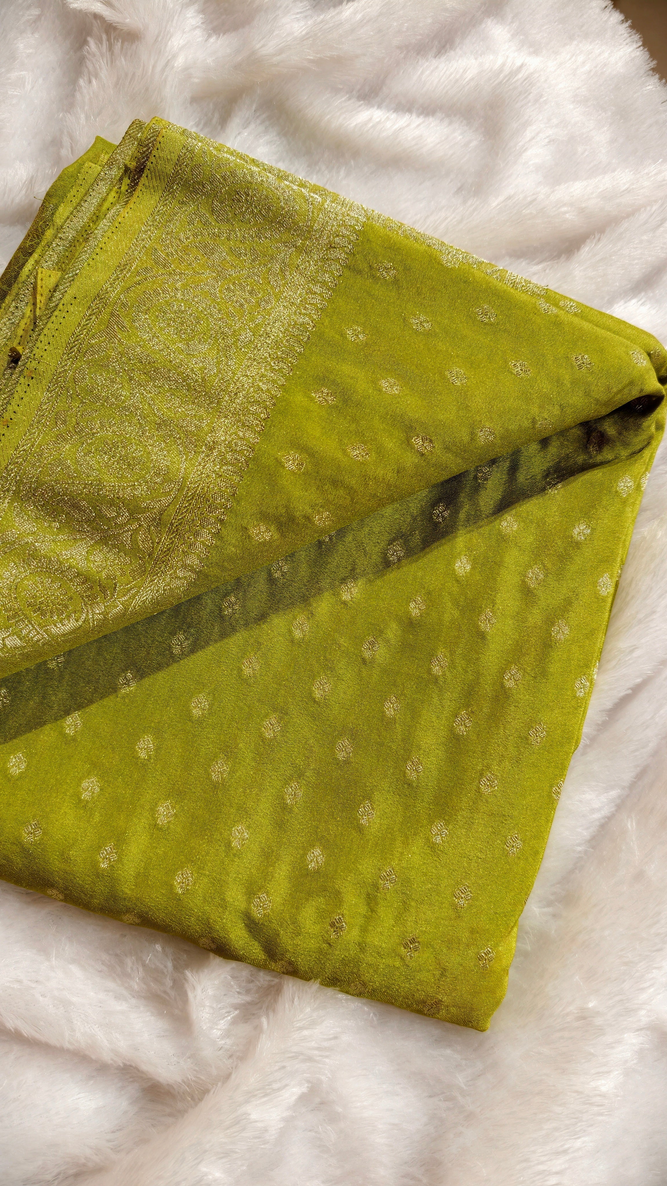 Semi Banarasi saree